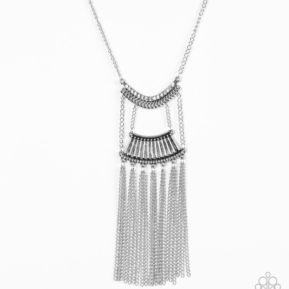 Paparazzi Glam Goddess White Necklace Set
